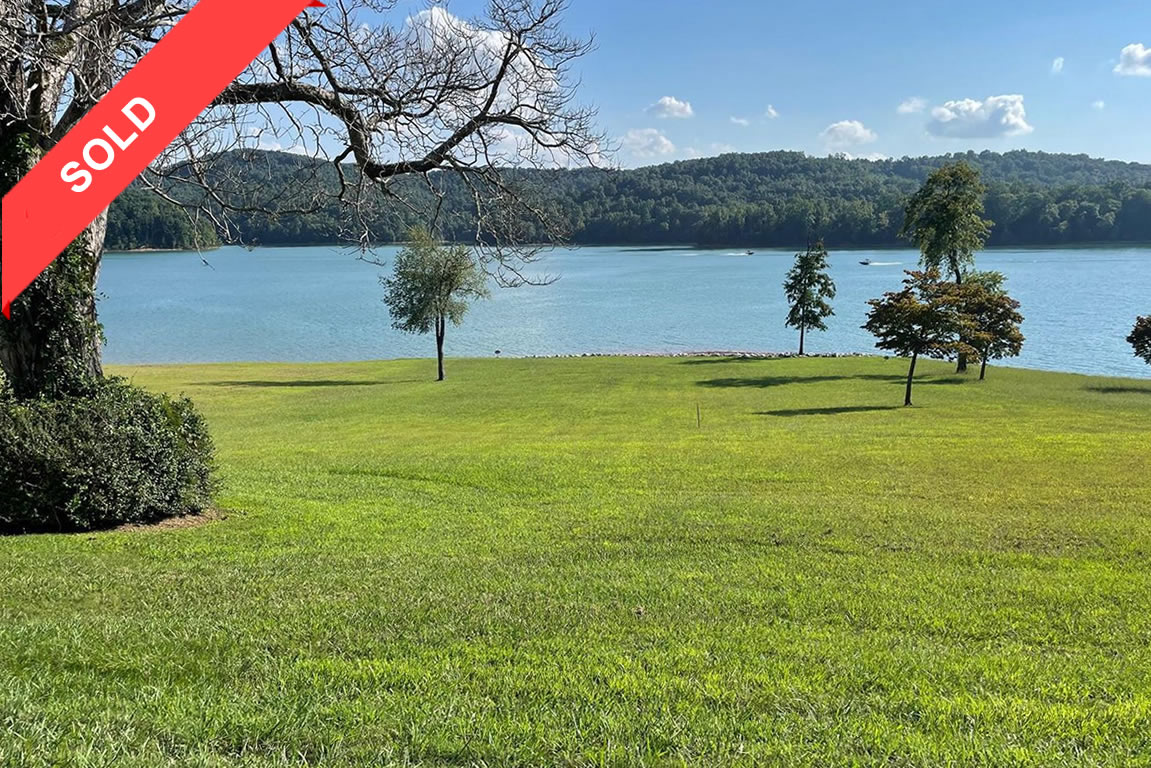 Waterfront Living with Views